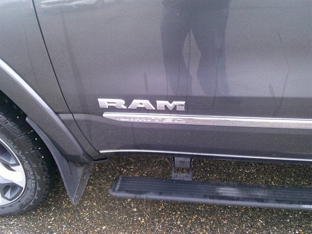 2021 RAM 1500 Limited Crew Cab 4x4 5'7' Box